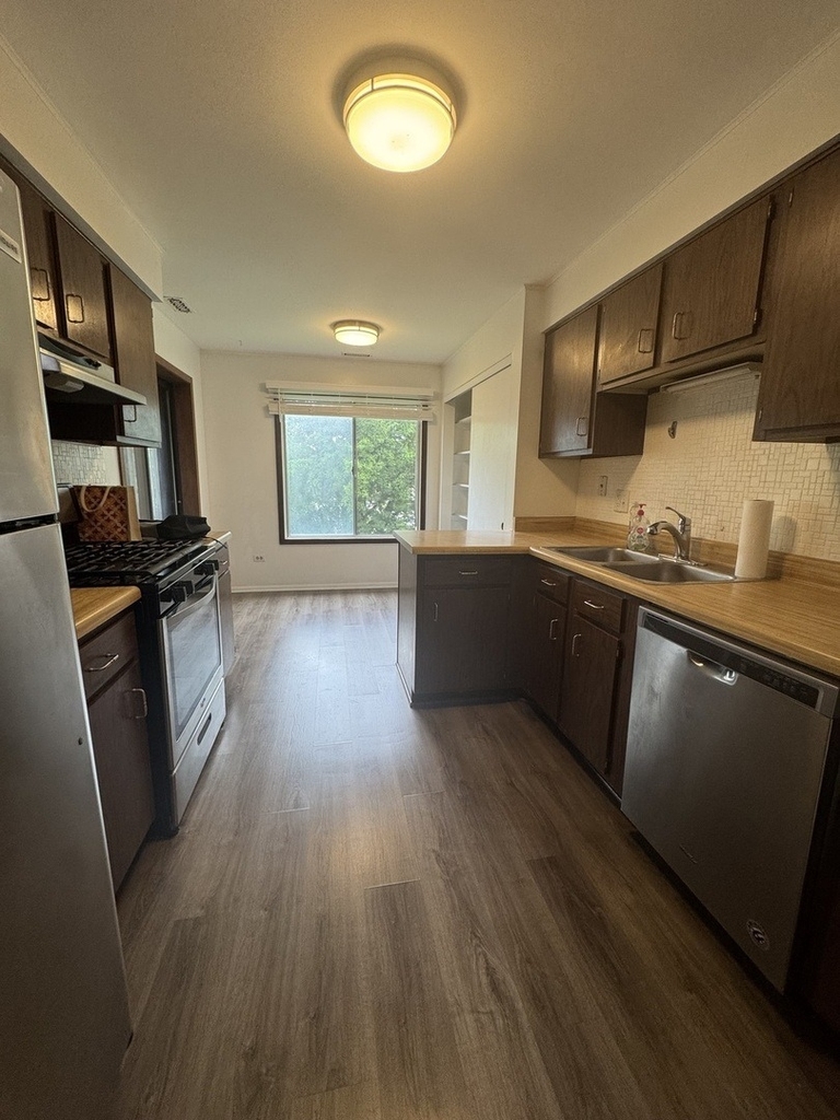 871 Cross Creek Court - Photo 13