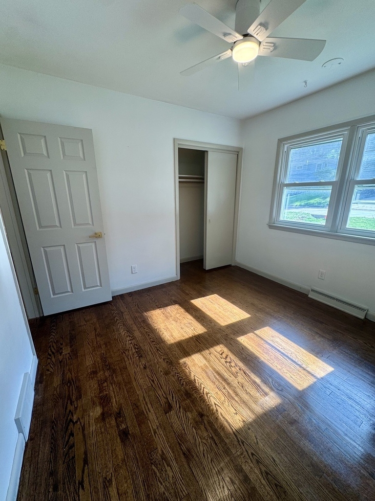 2518 13th Street - Photo 3