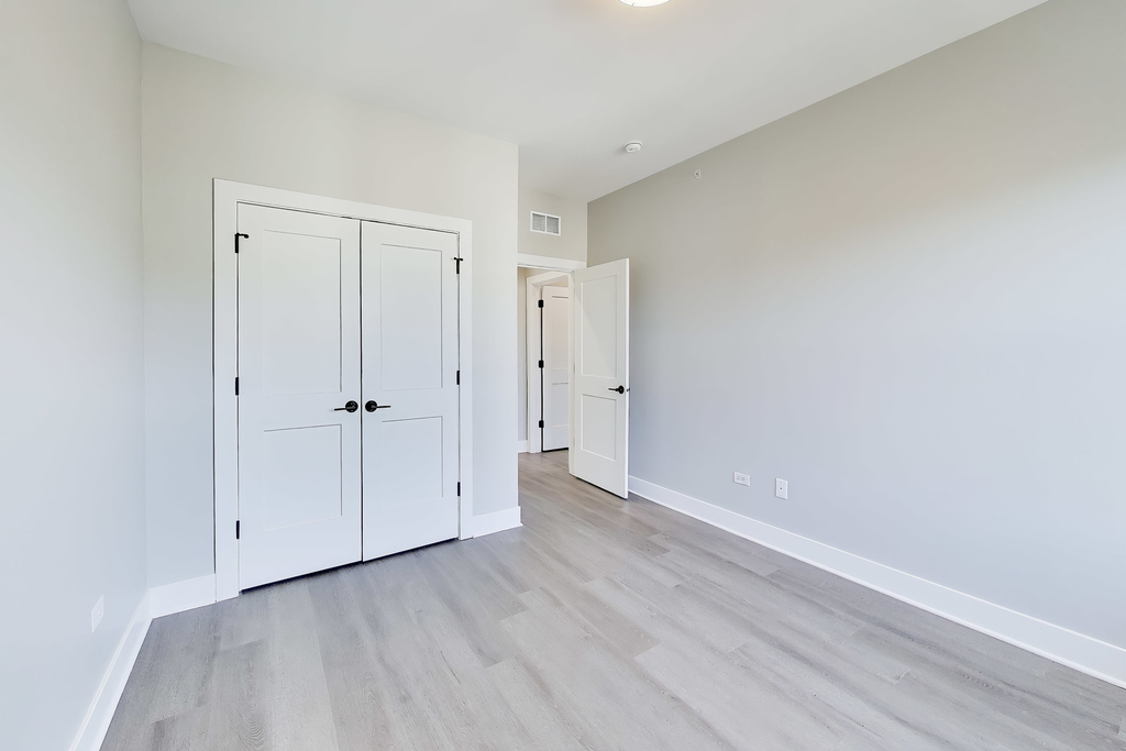 5424 Old Orchard Road - Photo 15