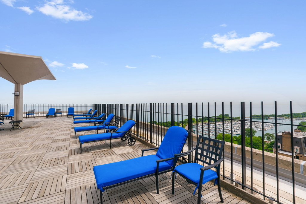 3550 N Lake Shore Drive - Photo 12
