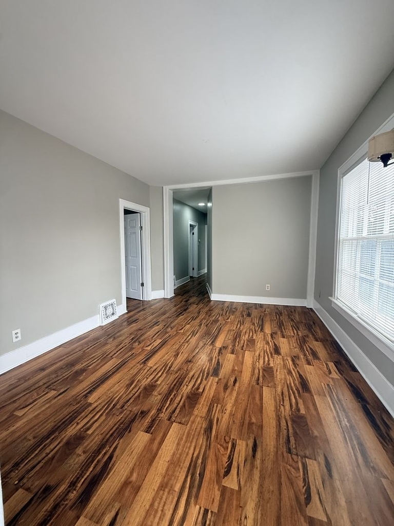 705 North Avenue - Photo 1