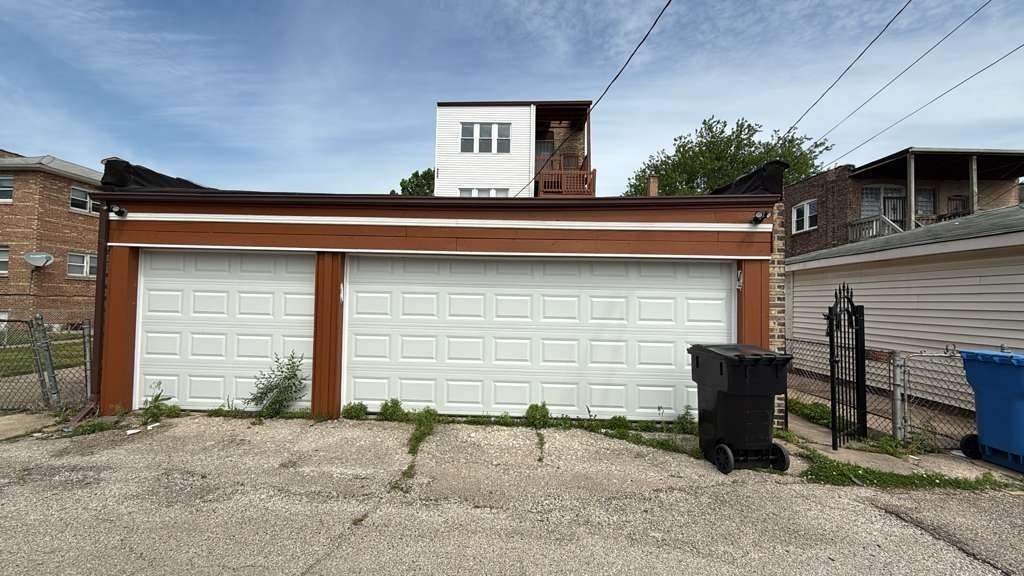 8210 S Marshfield Avenue - Photo 3