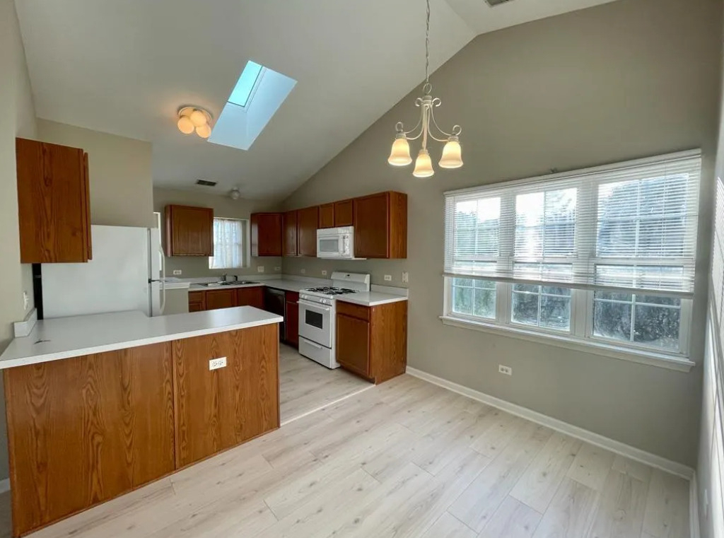 2919 Rutland Circle - Photo 2