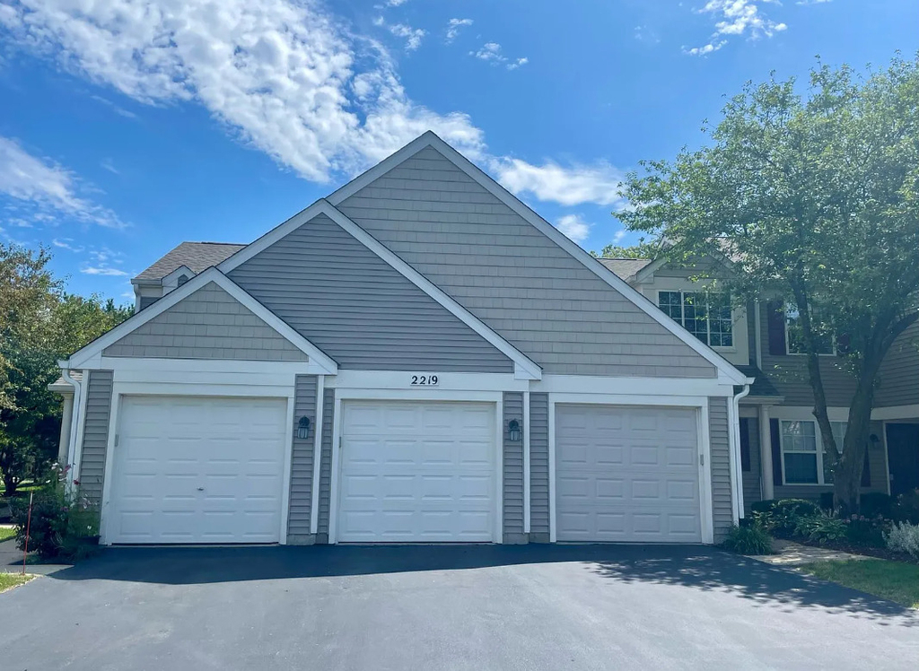 2219 Waterleaf Court - Photo 1