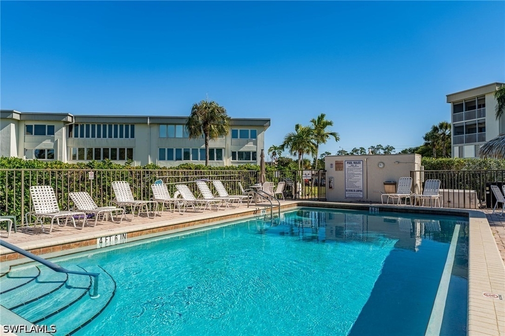 7402 Lake Breeze Drive - Photo 43