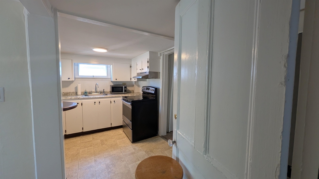8 Sixth - Photo 20