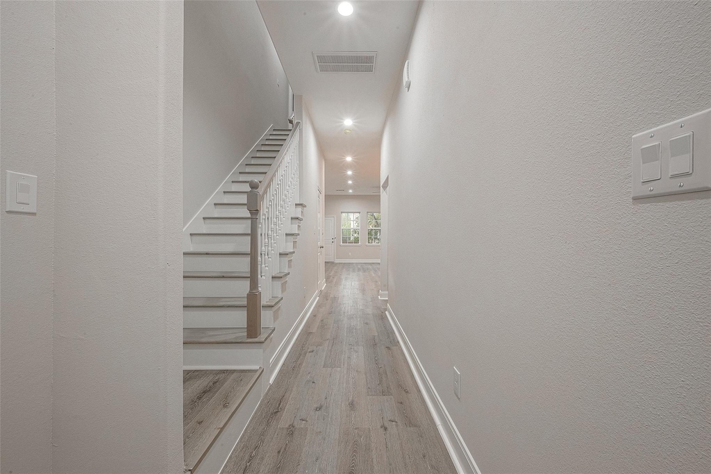2528 S Texas Avenue Street - Photo 8