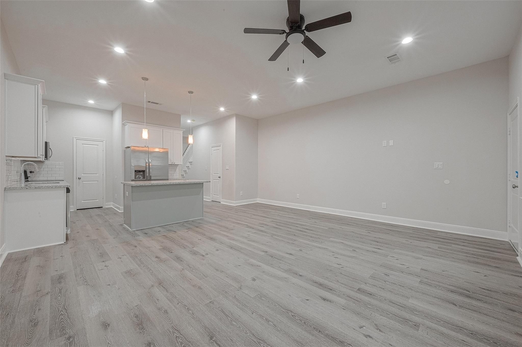 2528 S Texas Avenue Street - Photo 11