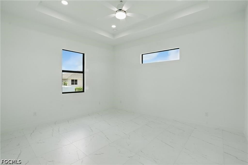472 Rajah Street - Photo 19