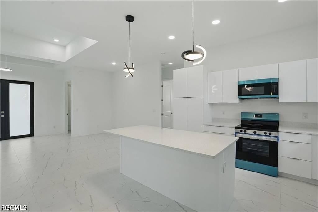472 Rajah Street - Photo 7
