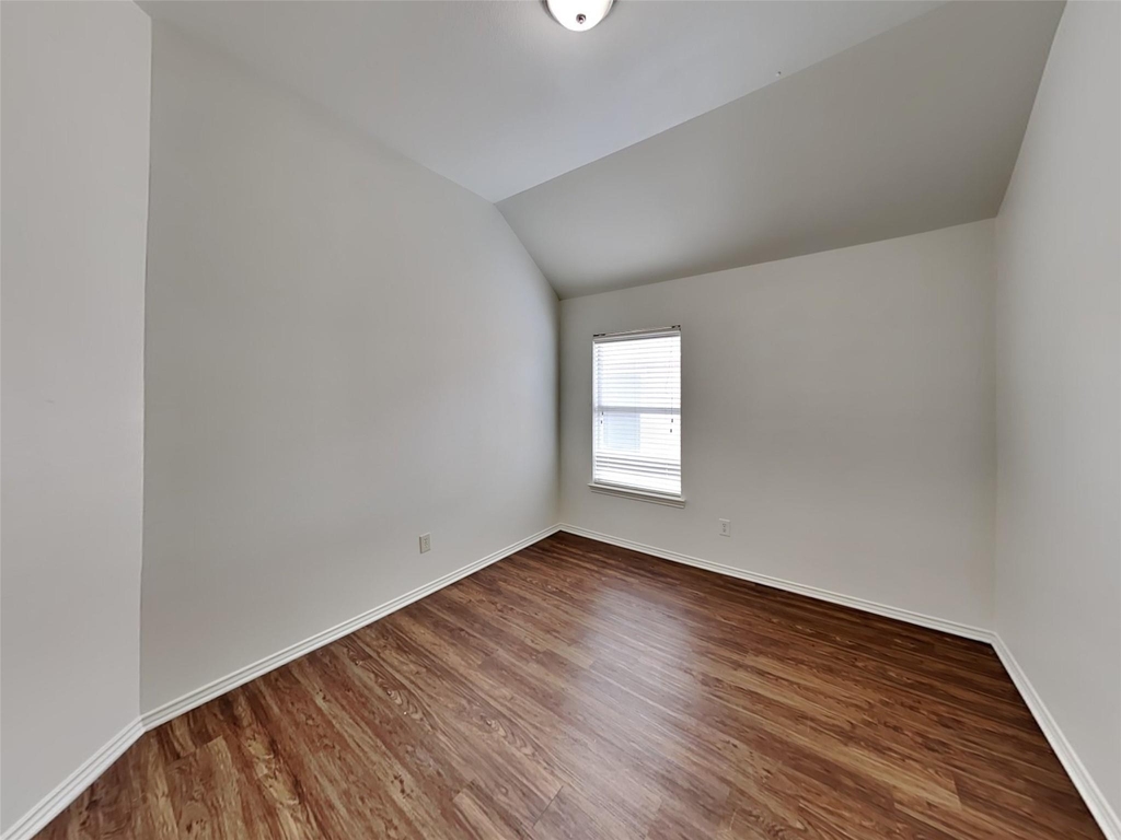15818 Shoreline Terrace Drive - Photo 19