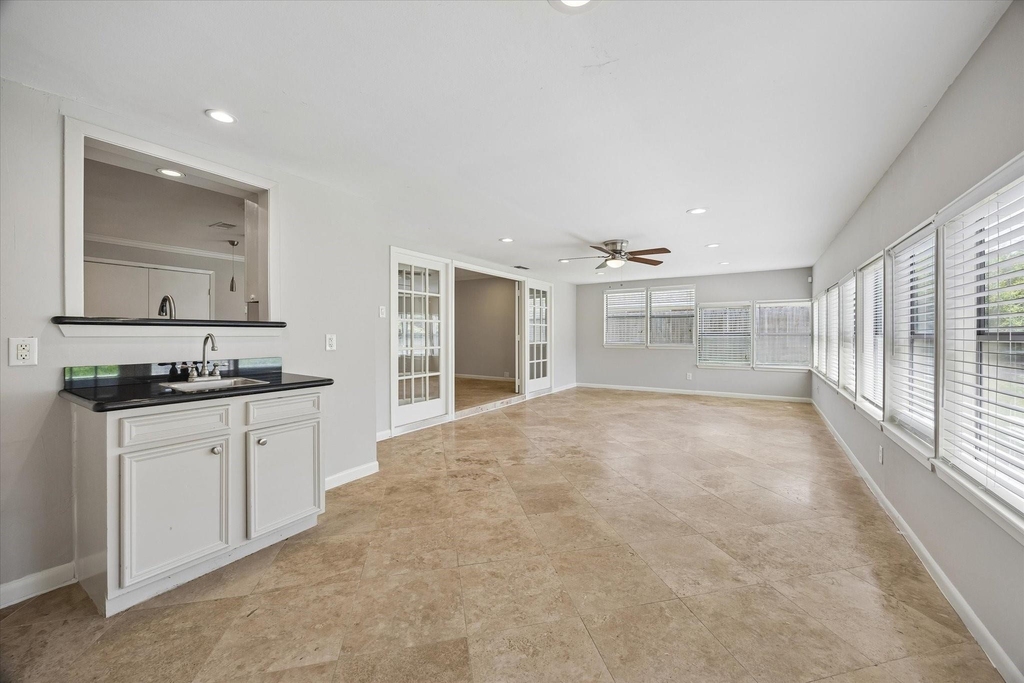 8511 Bluegate Street - Photo 14