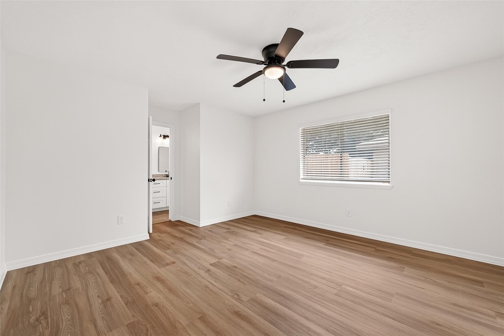 2334 Autumn Springs Lane - Photo 18
