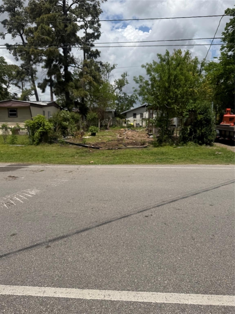14005 Longview Street - Photo 1