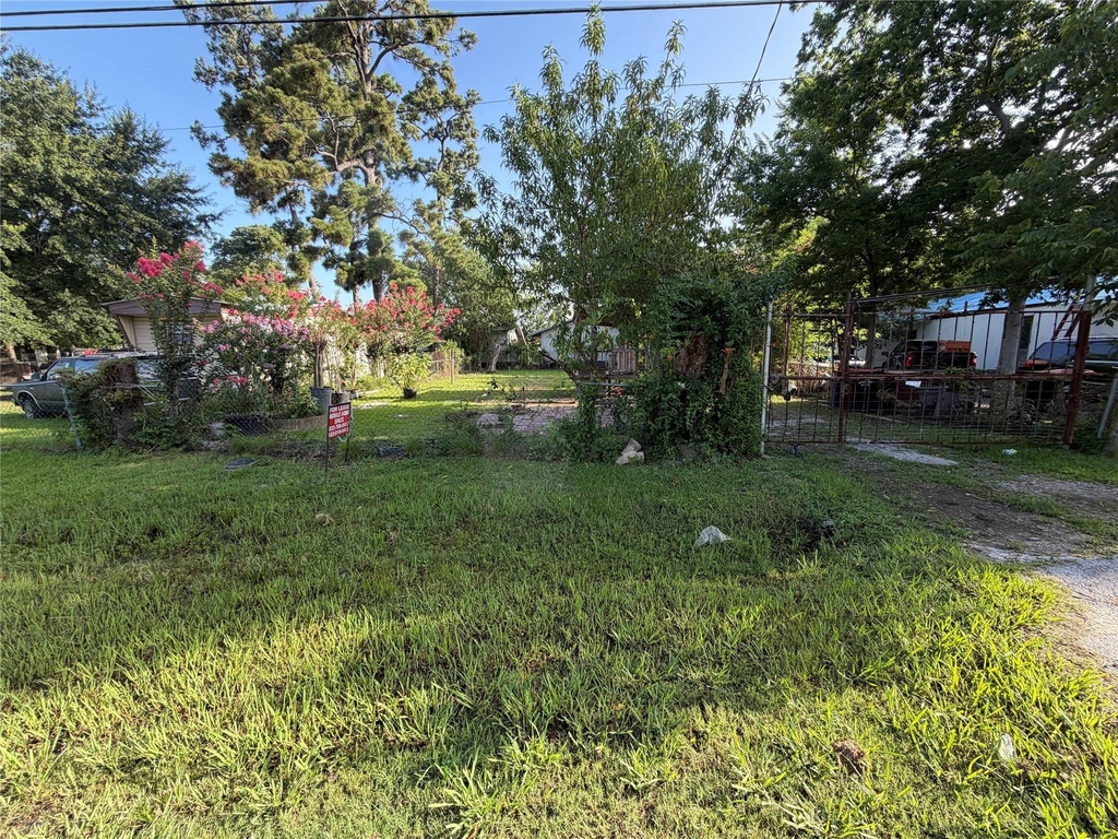14005 Longview Street - Photo 3