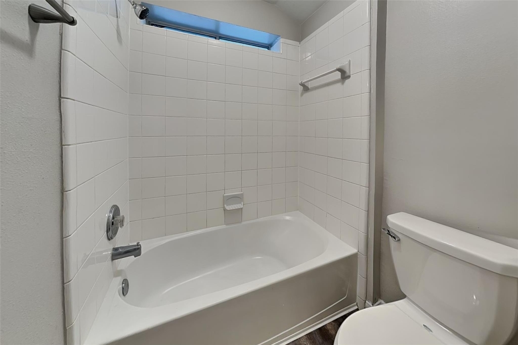 10931 S Falls Terrace - Photo 15