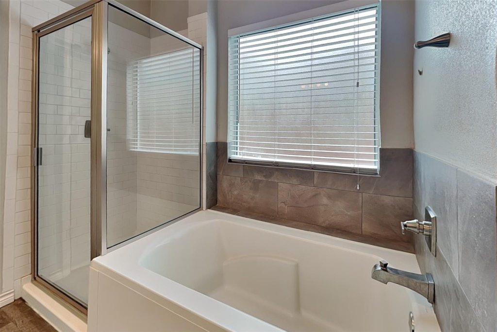10931 S Falls Terrace - Photo 11