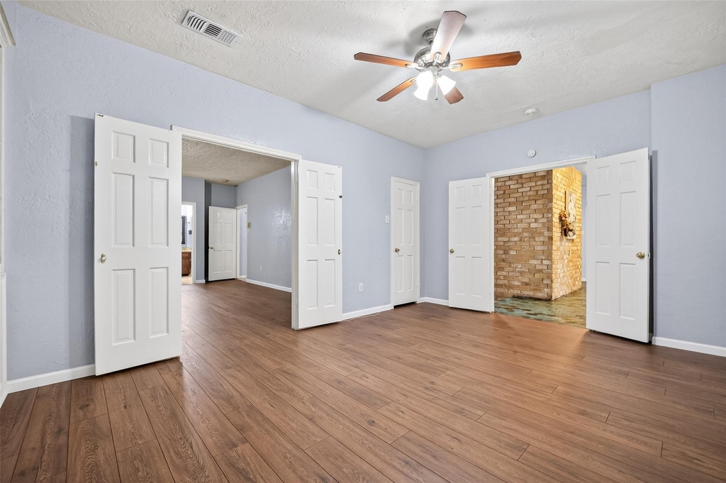 8103 Oak Moss Drive - Photo 10