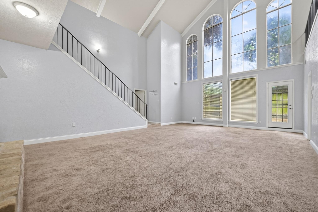 8103 Oak Moss Drive - Photo 16