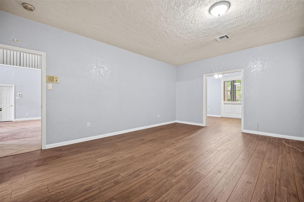 8103 Oak Moss Drive - Photo 12