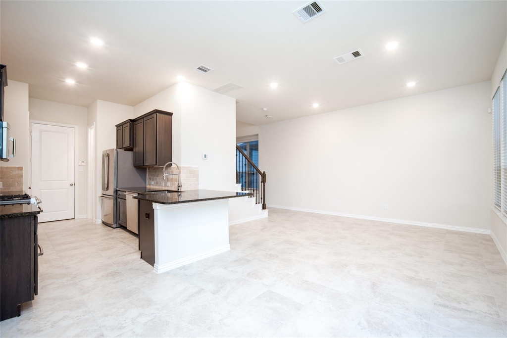 1634 Ryon Falls Drive - Photo 9