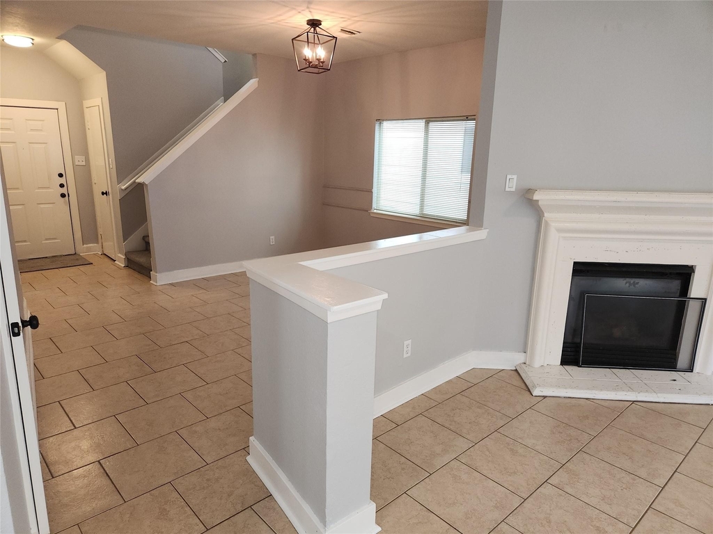 20911 Walder Court - Photo 10