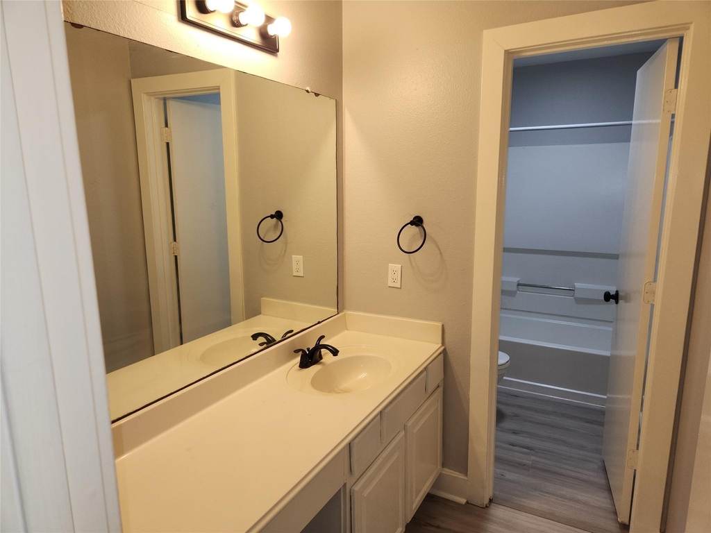 20911 Walder Court - Photo 30