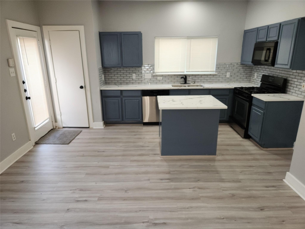 20911 Walder Court - Photo 4
