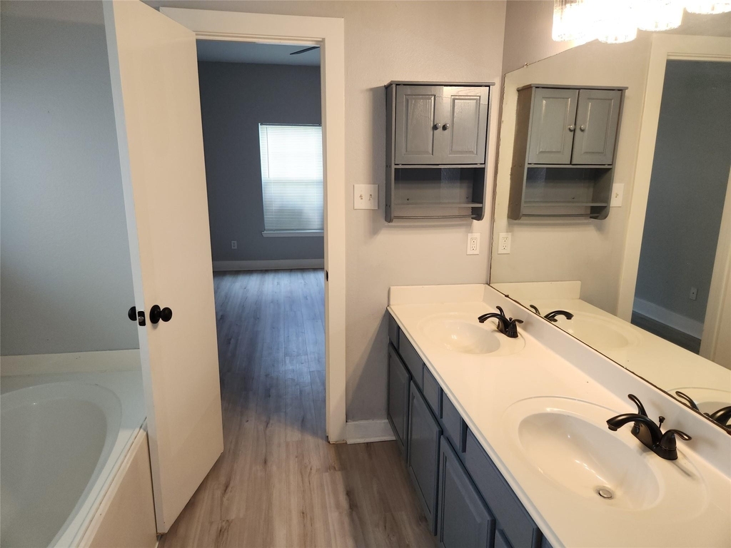 20911 Walder Court - Photo 19