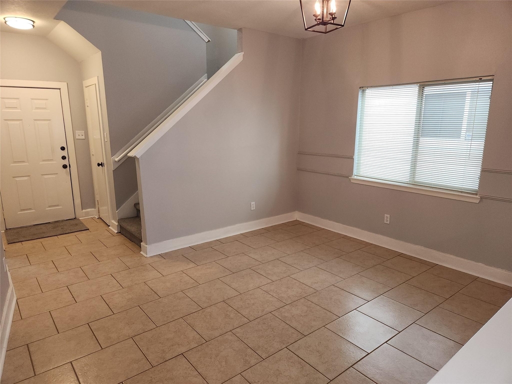 20911 Walder Court - Photo 12