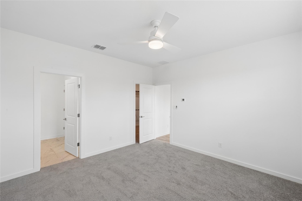 556 Day Station Drive - Photo 16