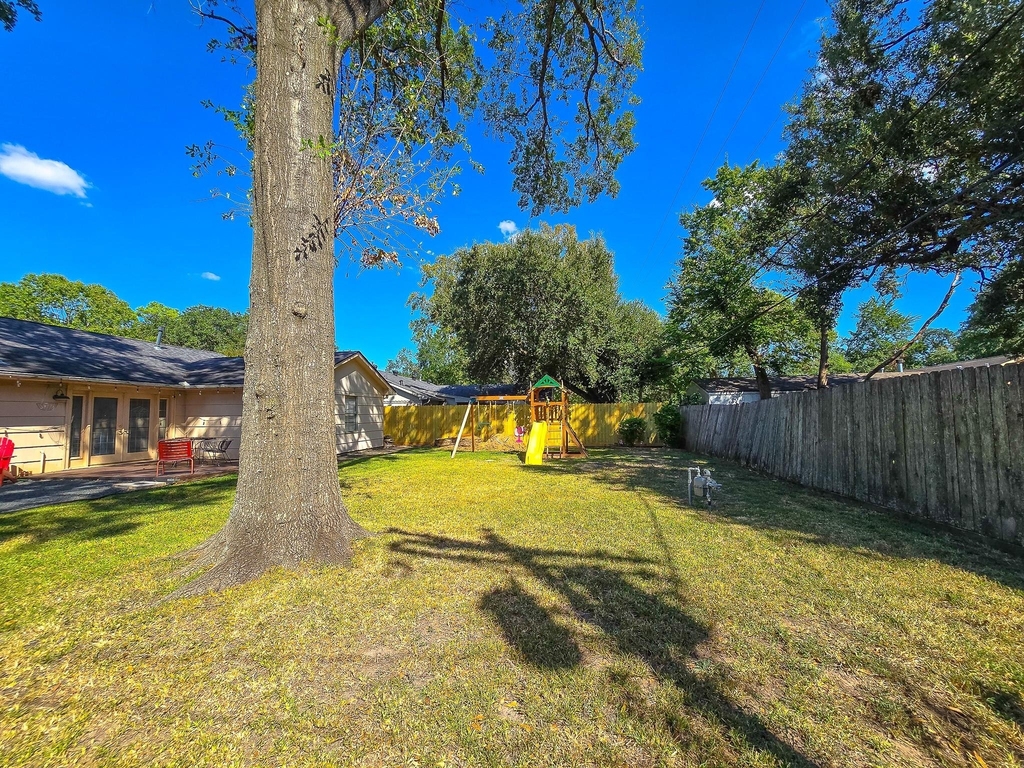 9507 Meadowbriar Lane - Photo 5