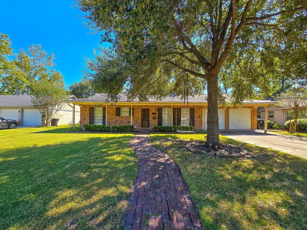 9507 Meadowbriar Lane - Photo 0