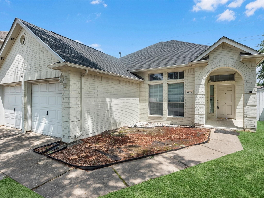 18634 S Wimbledon Drive - Photo 2