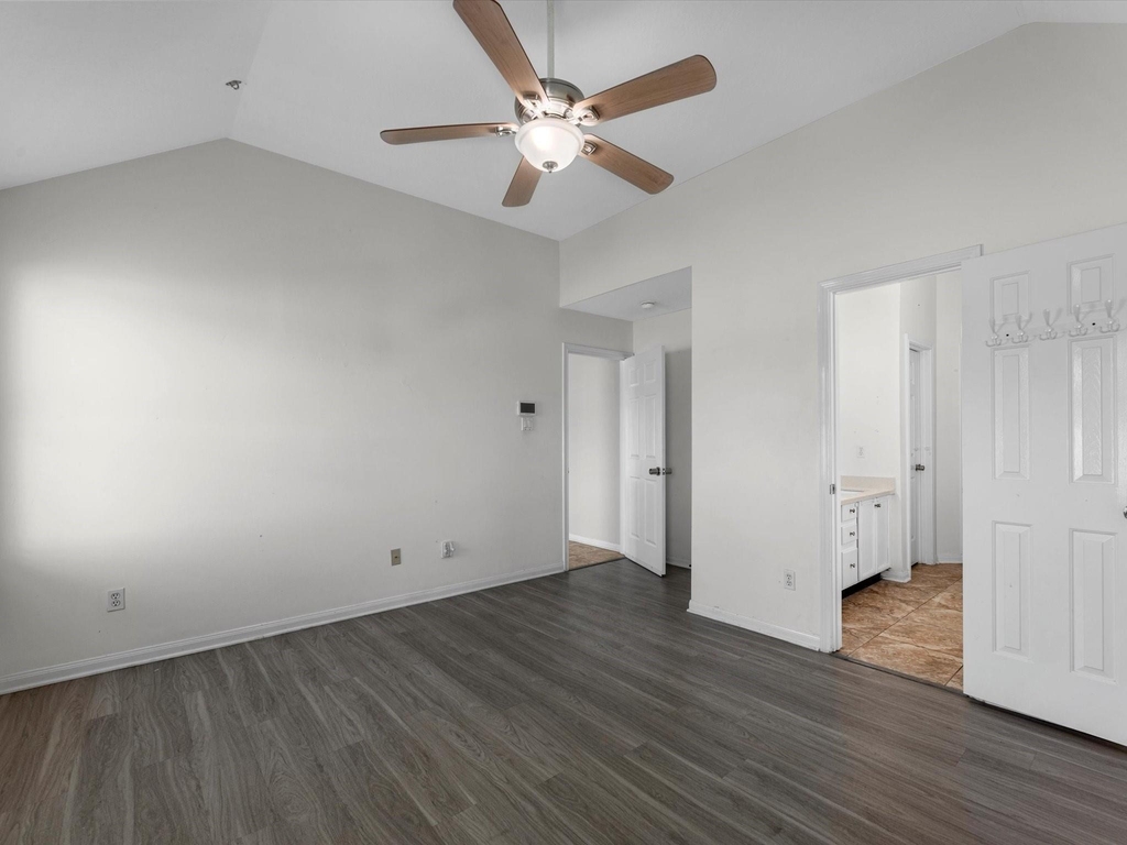 18634 S Wimbledon Drive - Photo 13