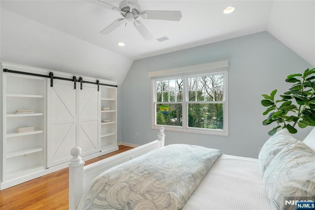 7 Deerhill - Photo 21