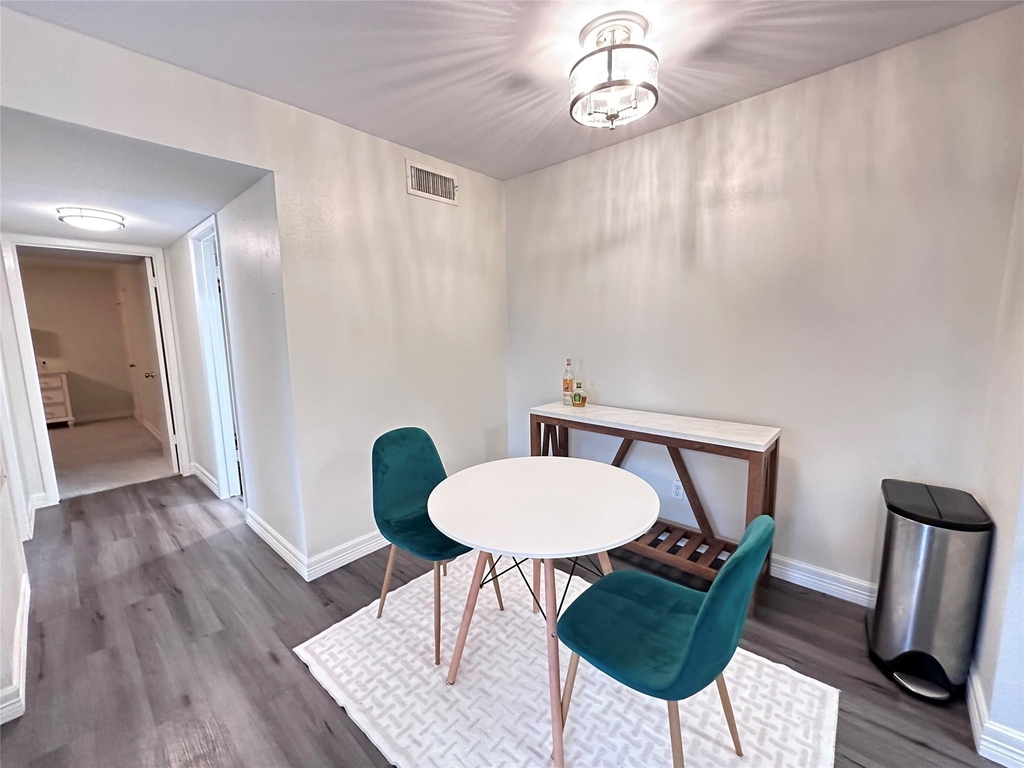 3300 Pebblebrook Drive - Photo 4