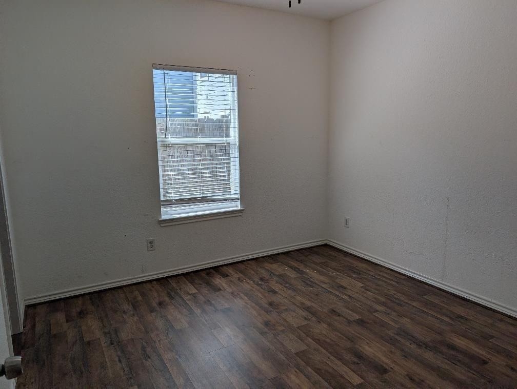 16729 Meadowcroft - Photo 7