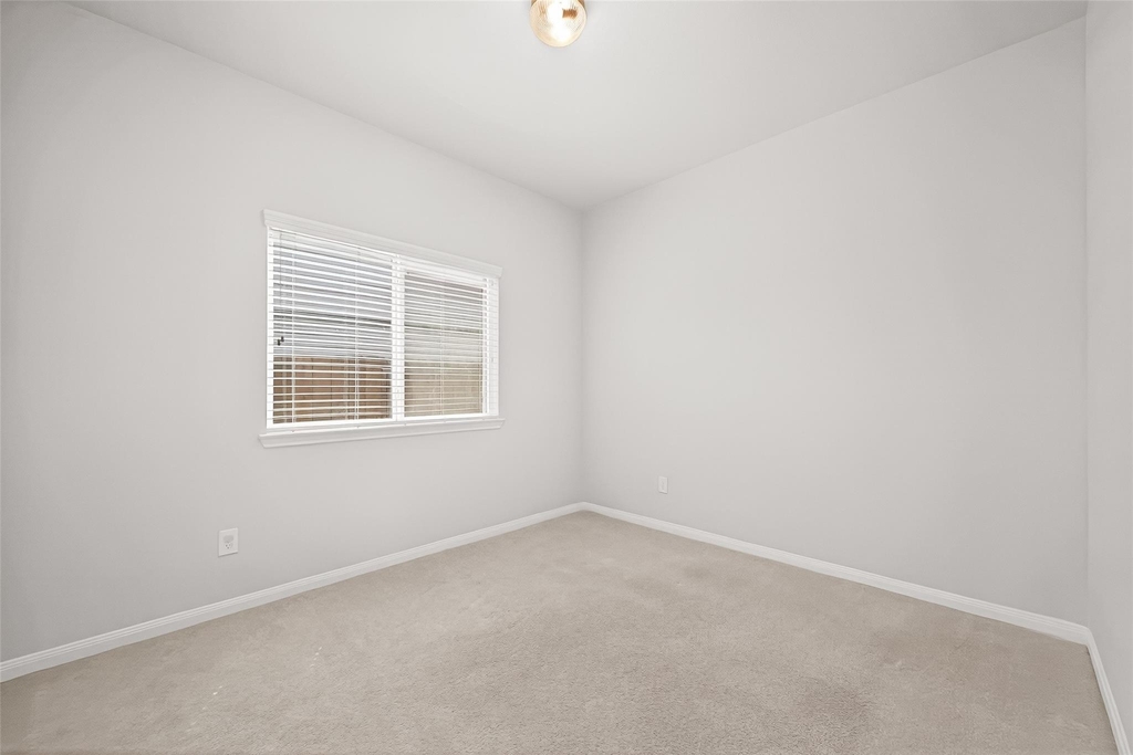 1701 Cindy Lane - Photo 14
