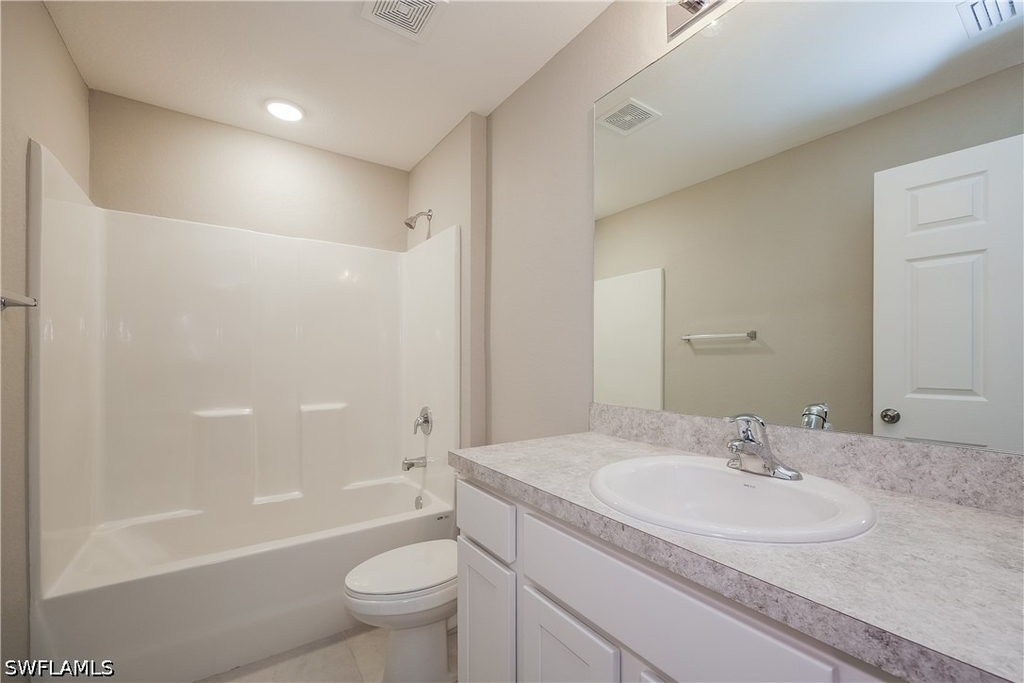 3304 49th Street W - Photo 11