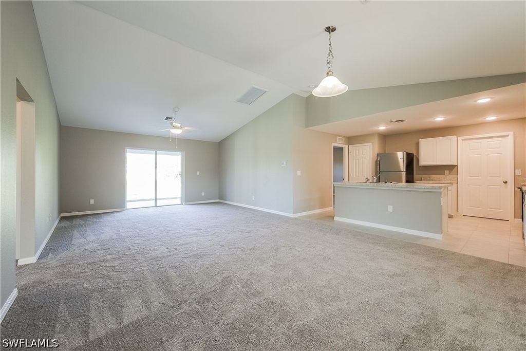 3304 49th Street W - Photo 5