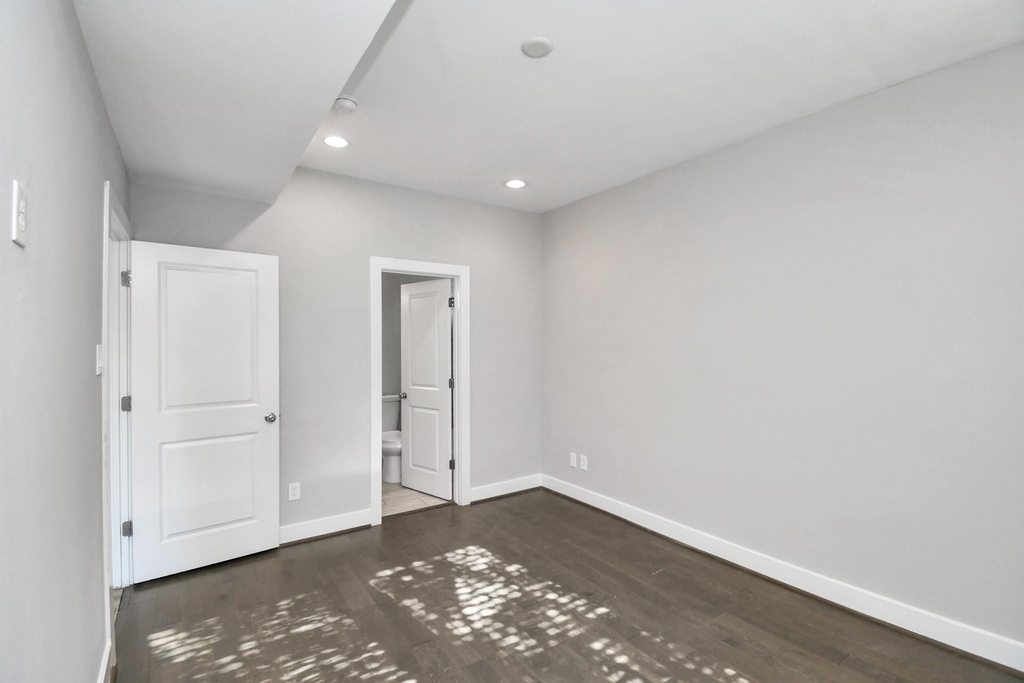 308 Palmer Street - Photo 17
