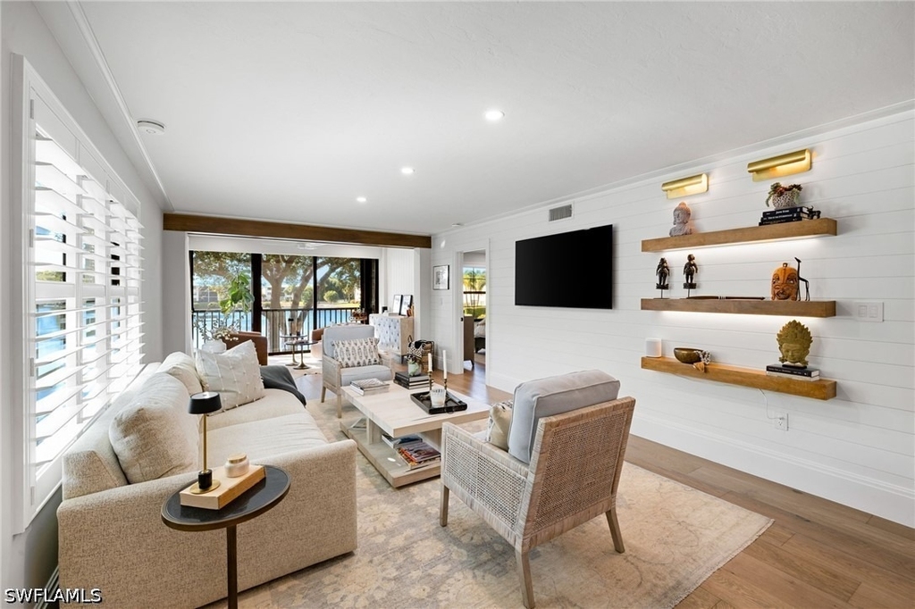 3135 Riviera Drive - Photo 15