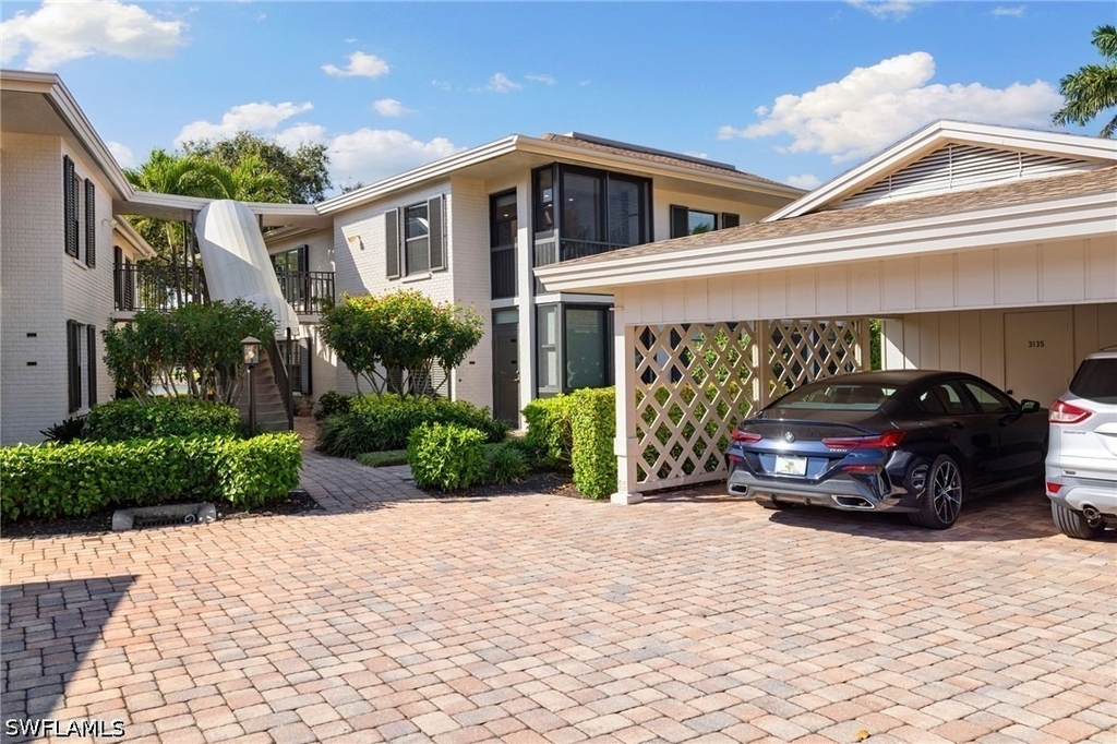 3135 Riviera Drive - Photo 5