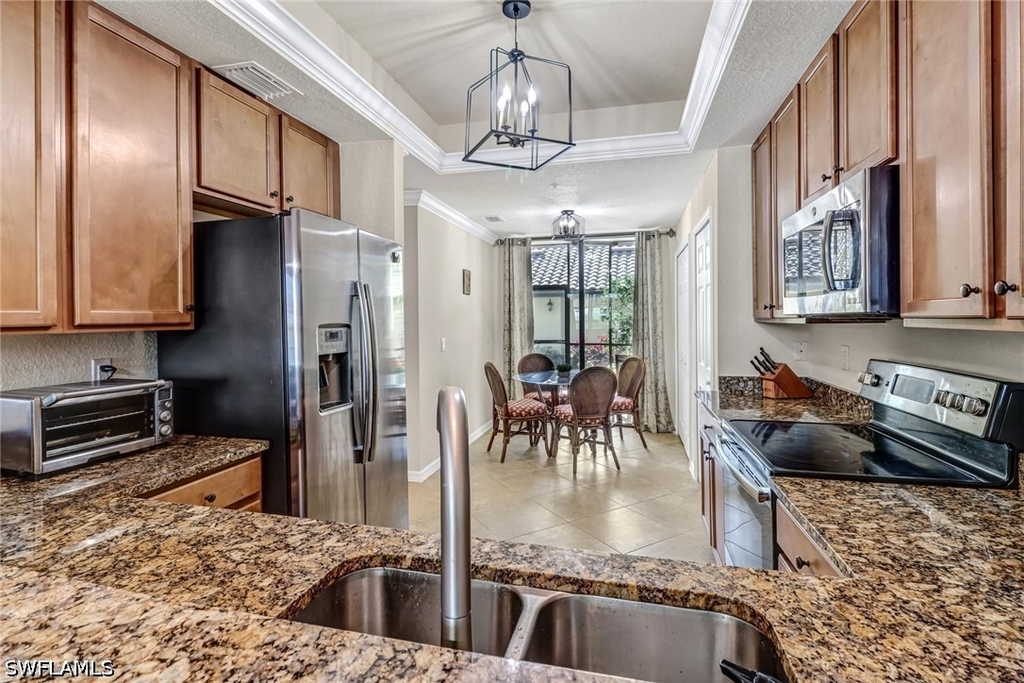 9521 Avellino Way - Photo 23