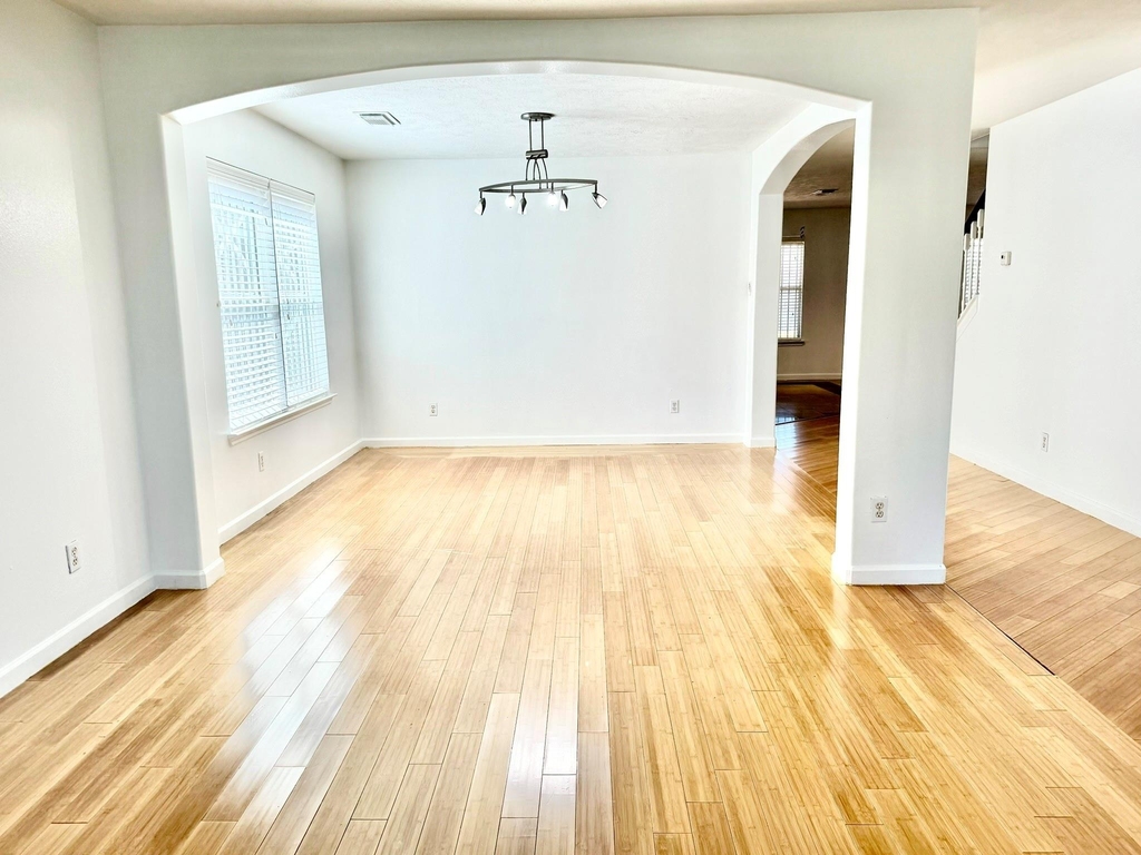 7110 Favian Court - Photo 3