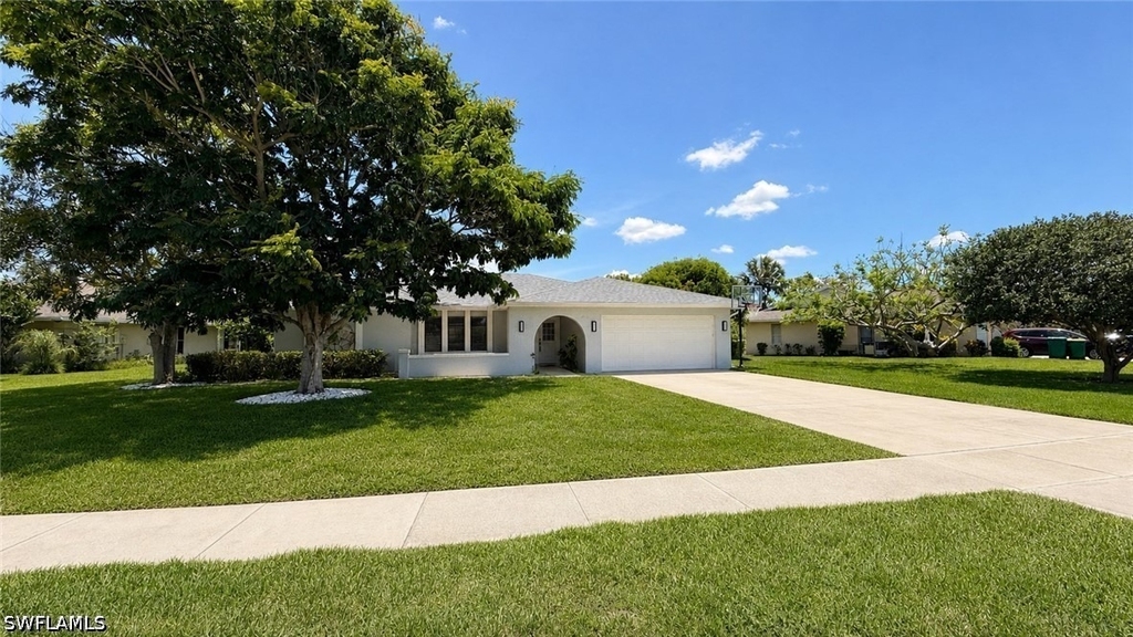 1089 Nottingham Drive - Photo 1