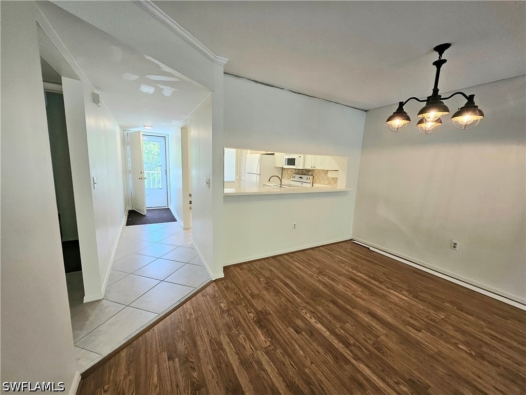 3001 Sandpiper Bay Circle - Photo 2