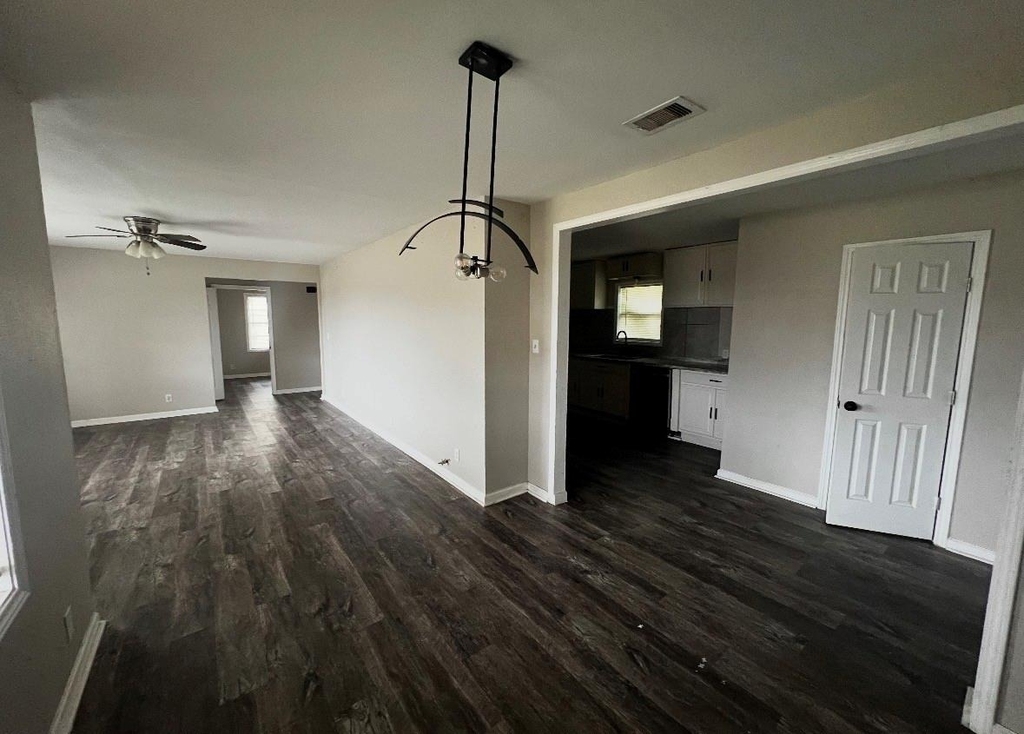 1013 W Spanish Camp Road - Photo 2