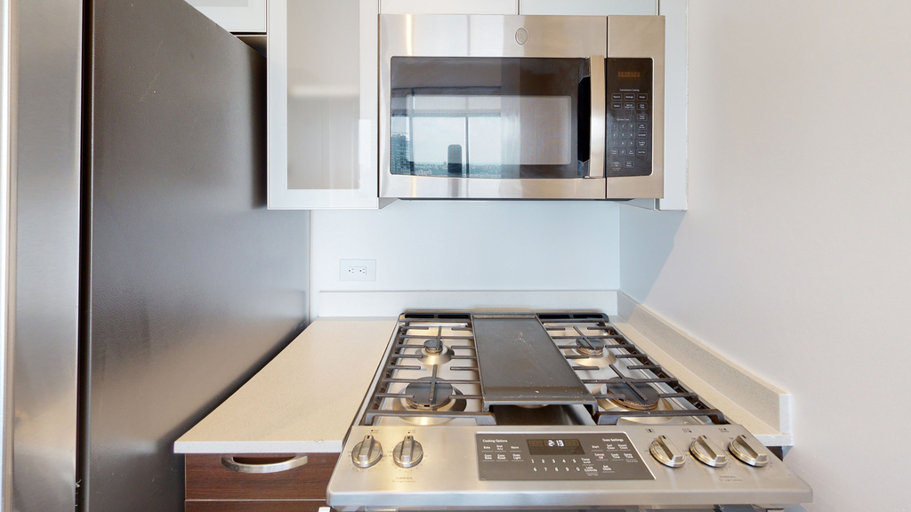 808 Columbus Ave - Photo 1